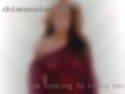 I'm for kinky sex looking to trying new adventures.