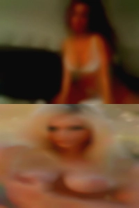 Resort threesome swinger!