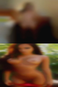 7x4 cut love fat women adult kissing.