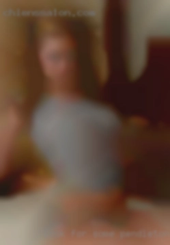 Look Pendleton, Oregon naked for some white women to meet with.
